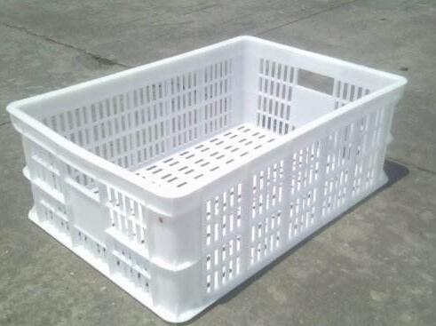 折疊塑料周轉(zhuǎn)箱卡板箱上的孔有哪些作用?